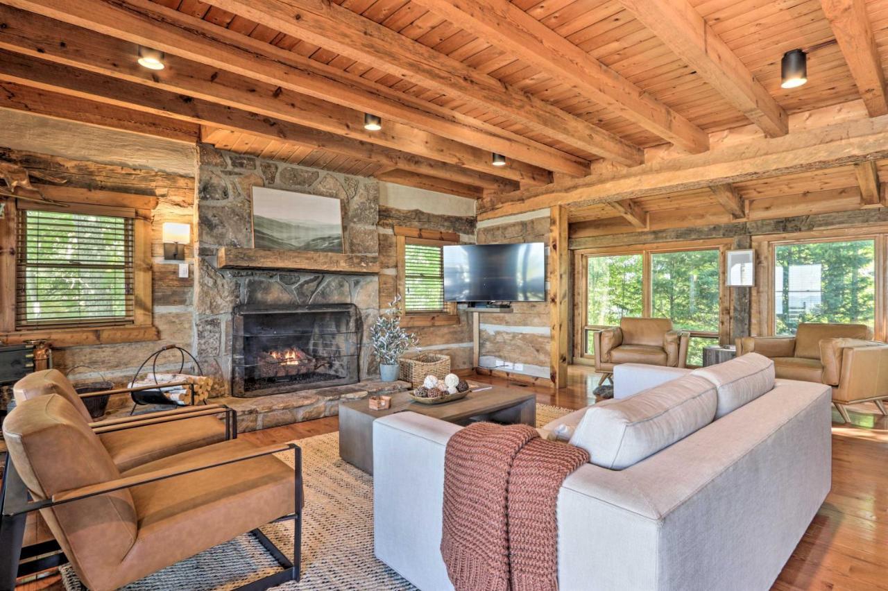 Upscale Gatlinburg Cabin Deck, Fire Pit And Hot Tub المظهر الخارجي الصورة