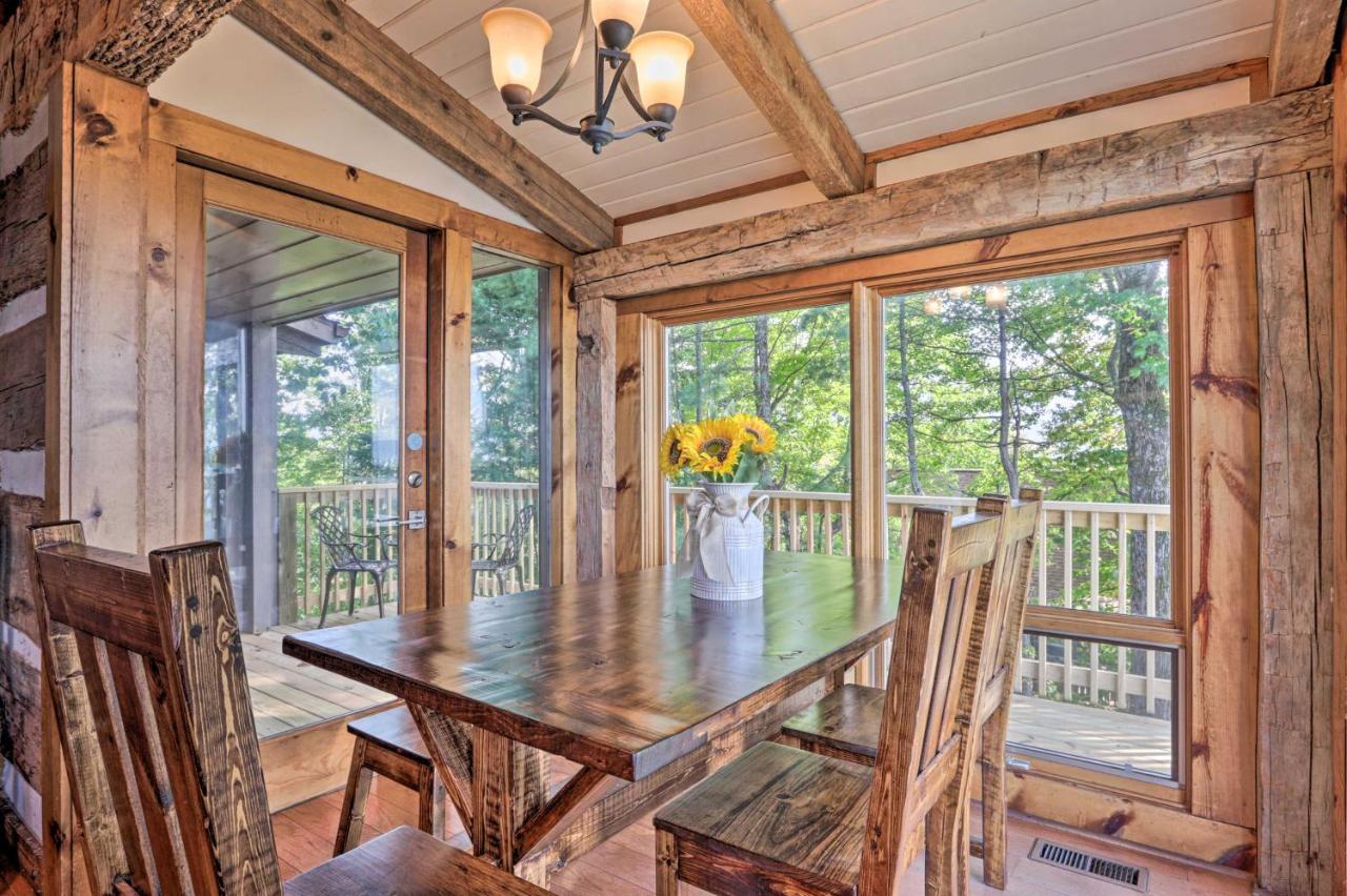 Upscale Gatlinburg Cabin Deck, Fire Pit And Hot Tub المظهر الخارجي الصورة